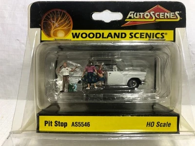 HO Scale Woodland Scenics AS5546 Pit Stop - Image 1 of 2