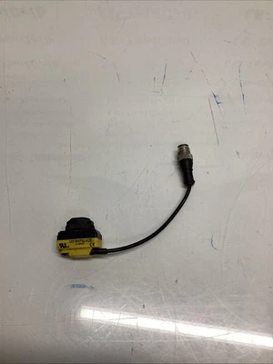 Banner Engineering QS18VP6LVQ5 Photoelectric Switch Polarized Retro L-855 - Image 1 of 4