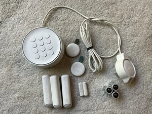 Google Nest Secure Alarm System A0024 Base Guard - Picture 1 of 3
