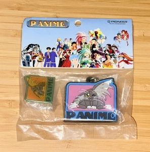 PANIME Tenchi Muyo Ryo-Ohki - Set portachiavi e spille anime promozionali 1995 NUOVO - Foto 1 di 6