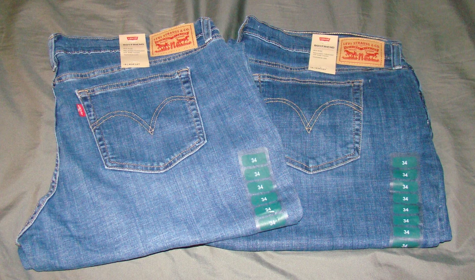 Levi's Women's Boyfriend Jeans Size 18 Stretch Sculpt Hypersoft Distressed