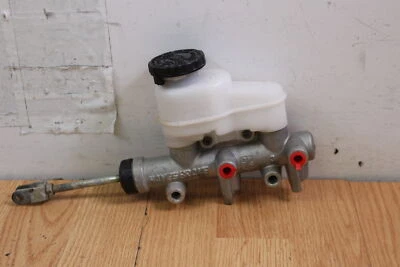 Polaris RZR 900 XP 2011 cilindro maestro de freno tándem Foto 1 de 4