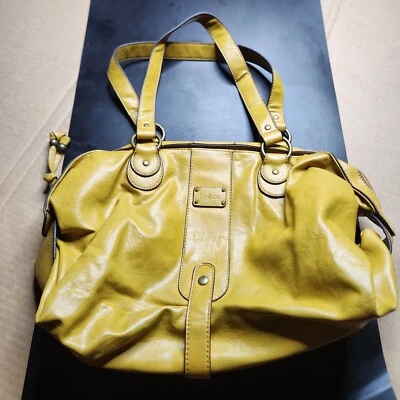 Bolso de Mano Hobo Amarillo Brillante Liz & Co Cuero Vegano Foto 1 de 4