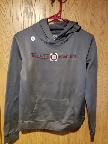 Chicago Fire Hoodie  Pullover Sweatshirt  MLS Soccer YOUTH XL  FANATICS Cover