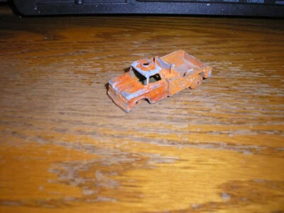 MISSING PARTS ROUGH VINTAGE MATCHBOX LESNEY No. 13 DODGE WRECK Tow TRUCK Wrecker - Image 1 of 4