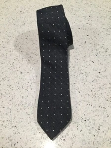 CALVIN KLEIN MEN'S TIE. Gray white dots WIDTH: 2" LENGTH: 60” skinny silk blend - Picture 1 of 5