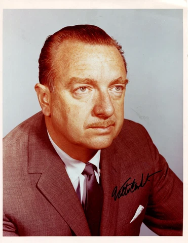 WALTER CRONKITE - Great Color Portrait Photo - SIGNED Cover