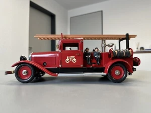 Märklin Feuwehrmodellauto in rot - Bild 1 von 19