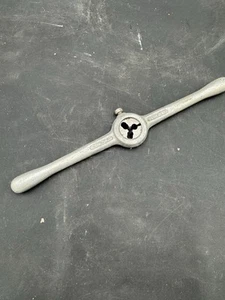 Mango de llave de grifo y troquel herramienta de maquinista de colección forjada en EE. UU. se adapta a troqueles de 1" - Imagen 1 de 4