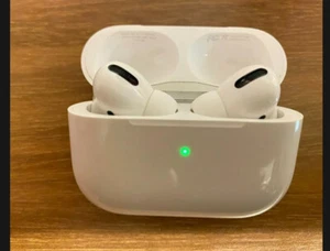 Apple AirPods Pro Wireless In-Ear Headsets - White Authentic Full Set - Picture 1 of 5