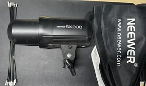 Neewer SK300 Studio Flash Strobe Light For Creative Shooting - Imagen 1 de 3