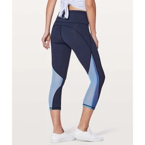 Lululemon Women’s Mix & Mesh Crop 21” Yoga Leggings Navy Blue Size 6 EUC - Picture 1 of 8