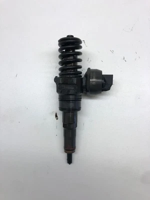 Volkswagen PASSAT B6 2008 Diesel fuel injector 038130073BN 77kW DRA75197 — 第 1/4 张图片