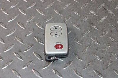 08-15 LAND CRUISER Gray Key Fob Remote Three 3 Button Back Emblem Factory OEM OE Foto 1 de 4