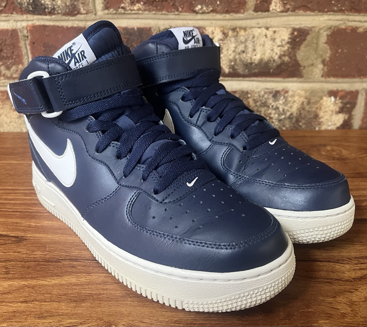 Nike Air Force 1 '07 White Midnight Navy for Sale Nike Air Force 1 '07 White Midnight Navy for Sale