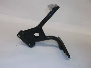 2000 SUZUKI GSX600 KATANA GSX 600 FAIRING BRACKET STAY HEADLIGHT COWLING COWL - Picture 1 of 3