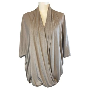 H by Halston Faux Wickel Kurzarm Top Gr. M taupe braun Oversize Lagenlook - Bild 1 von 10