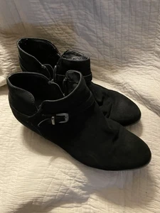 10- St John’s Bay Damen-Stiefeletten aus Kunst-Wildleder schwarz seitlicher Reißverschluss - Bild 1 von 11