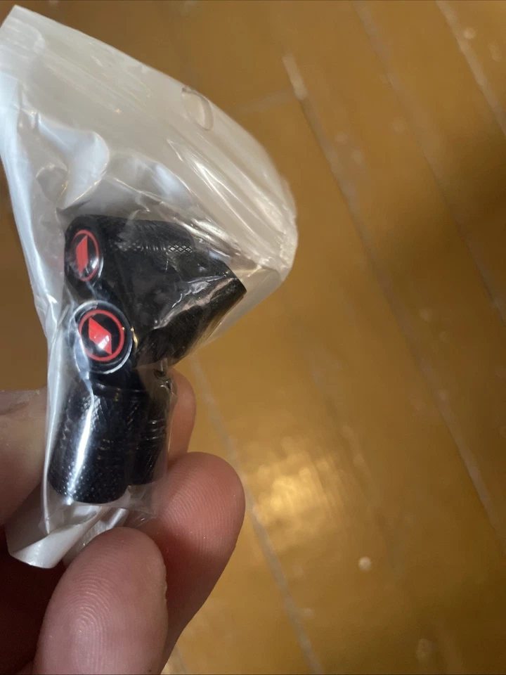 5 peças tampa de válvula de haste de pneu para Dodge Durango Charger Challenger SRT Ram novo! - Imagem 1 de 1