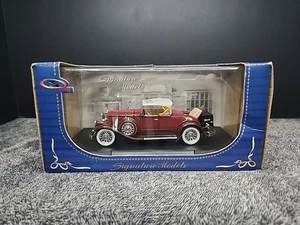 1930 Signature Models Limited 1:32 Pierce Arrow Model B die-cast VTG NIB - Picture 1 of 6