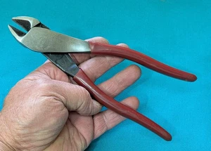 Klein Tools D248-8 Alicates de corte diagonal Cabezal en ángulo 8" EE. UU. - Imagen 1 de 16