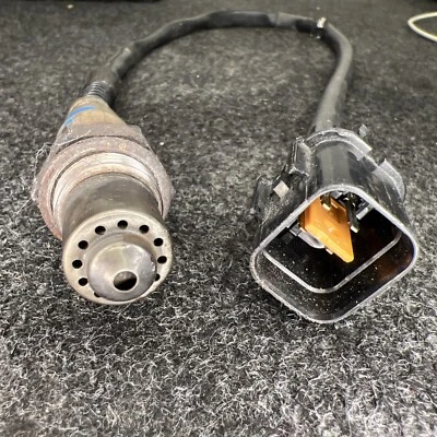 2019-2021 KIA FORTE 2.0L EXHAUST OXYGEN O2 LAMBDA CONTROL SENSOR 39210-2ECC2 OEM - Image 1 of 4