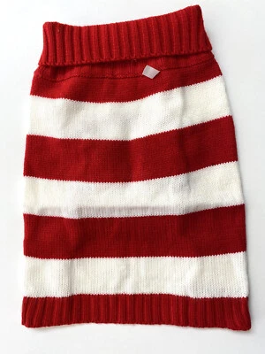 Red and white Dog Sweater size large Foto 1 de 4