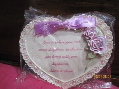 AVON Colección Regalo Mensajes Especiales Placa - Hija 1996 NUEVO EN CAJA CORAZÓN Foto 1 de 4