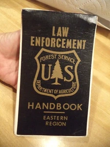 VINTAGE LAW ENFORCEMENT FOREST SVC DEPT OF AGRICULTURE HANDBOOK EASTERN REGION - Imagen 1 de 11