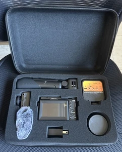 MINOLTA VLOG 64MP 4K UHD kit fotocamera creatore contenuti messa a fuoco automatica - MND60V - Foto 1 di 7