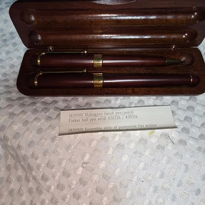 JUEGO DE BOLÍGRAFO THE BOMBAY PARKER EN BOC de madera de caoba  Foto 1 de 4