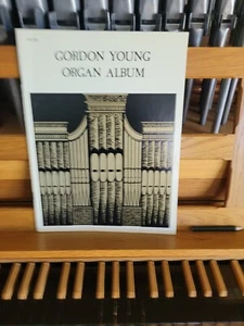 * Gordon Young: álbum de órgano Gordon Young; órgano (SMP) - Imagen 1 de 1