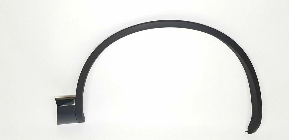 VW Volkswagen TOUAREG 2011 - 2014 Cubierta guardabarros rueda delantera derecha con cromo Foto 1 de 1