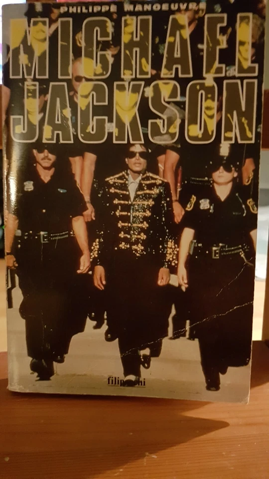 Michael jackson Livre Biographie 1988 With Many Pictures 290 Pages  - Image 1 of 1