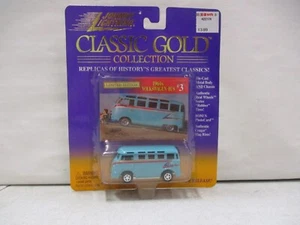Johnny Lightning Classic Gold Collection 1960s Volkswagon Bus - Picture 1 of 2