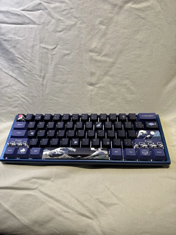 Teclado con cable Ducky One 2 Mini (construido a medida) Foto 1 de 1