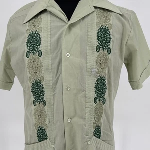 Vintage Tradewinds Crown Embroidered Guayabera Shirt Short Sleeve Men's Size M - Picture 1 of 6