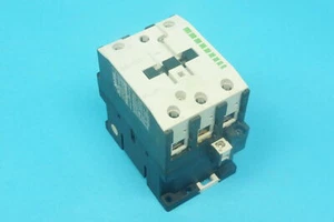 Klockner Moeller 046566 DIL2M 3 pole power contactor 230/240VAC 50/60Hz 90A - Picture 1 of 4