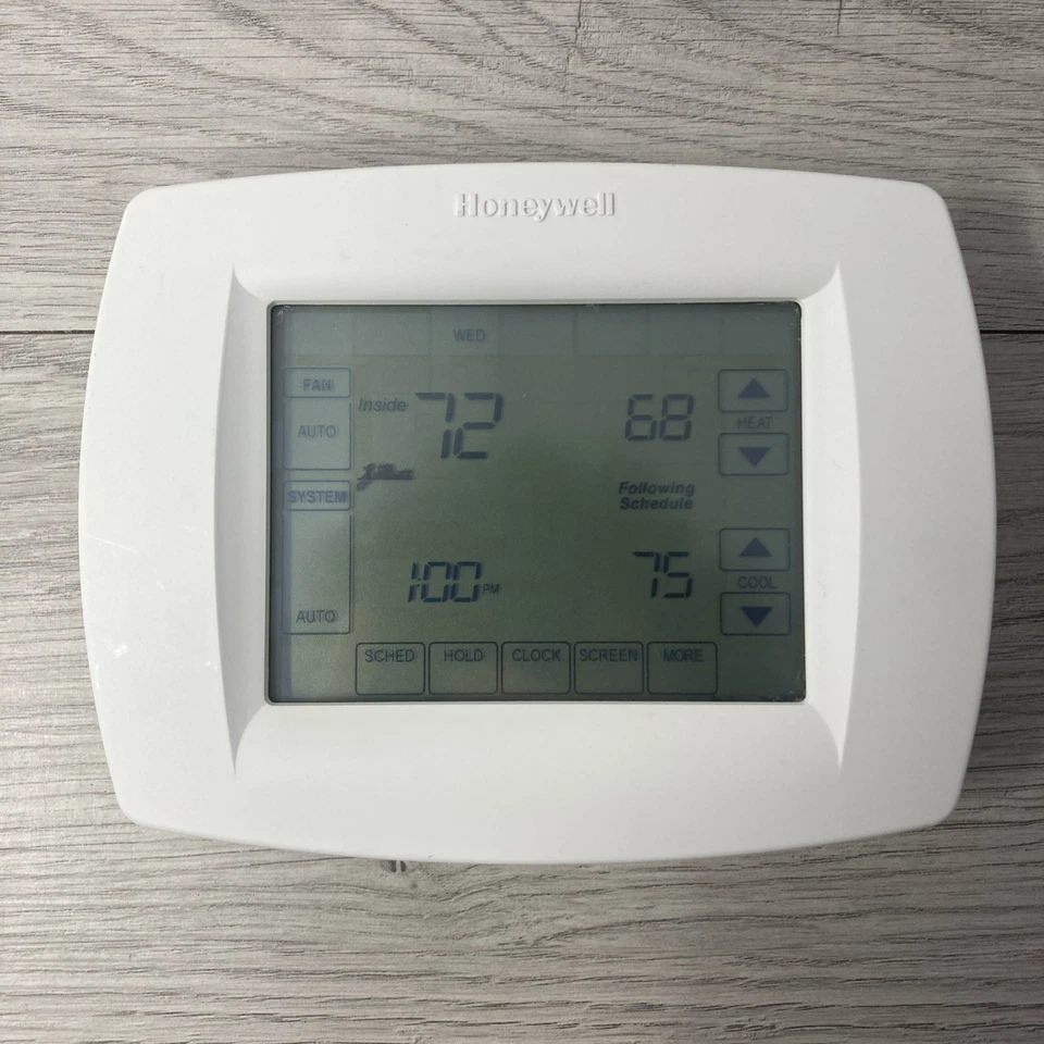 Honeywell TH8321U1006 7-Day VisionPRO 8000 Touchscreen Programmable Thermostat - Image 1 of 4