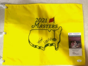 2021 Masters Champion HIDEKI MATSUYAMA/SHOTA HAYAFUJI Dual Signed Flag JSA - Bild 1 von 2