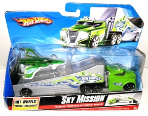 Hot Wheels Truckin' Transporter Sky Mission Air Race Team Vehicle W Jet 2009 - Picture 1 of 7