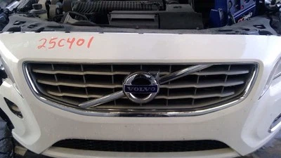 Grille S60 Upper T6 Without Pre-crash System Fits 11-13 VOLVO 60 SERIES 2374799 Foto 1 de 4