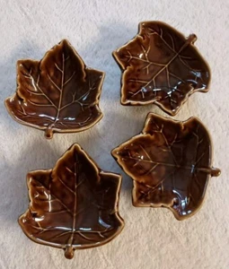 Small POTTERY BARN 4 Brown Leaf Bowls 3.5"x3.75" Sauce Nut Dip Dish Trinket Bowl - Picture 1 of 9