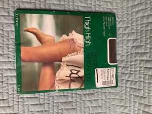 Seamless Nude Heel Thigh High Stretch Stockings  Average Size - Picture 1 of 2