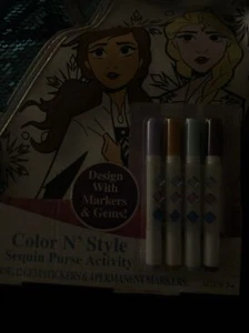 Frozen 2 Colores N Estilo Cartera Anna & Elsa Kit de Diseño con Marcadores y Gemas Nuevo en Caja - Imagen 1 de 4