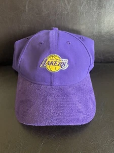 Los Angeles Lakers New Era Draft NBA Finals Purple Suede Locker Room 9TWENTY Hat - Bild 1 von 9