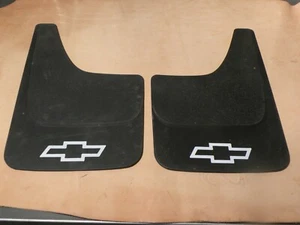 1999 to 2019 Silverado 1500 2500 3500 Chevrolet Mud Guard Model 19213393 - Picture 1 of 3