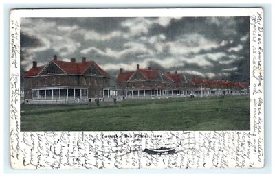 1907 Barracks Des Moines Iowa IA Early View Early Postcard - Harris Emery Co. - Image 1 of 2
