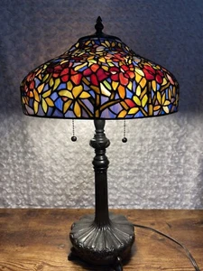 Quoizel 20” Stained Glass Tiffany Style Table Lamp 2 Light Blue Pink White - Picture 1 of 18