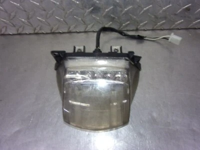 980 A HYOSUNG GT 650 R GT650R 2016 OEM FRENO TRASERO LUZ TRASERA PARADA Foto 1 de 4